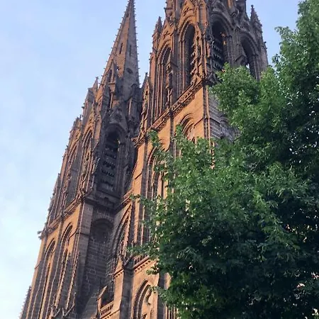 T2 Cosy Notre Dame Du Port Clermont-Ferrand